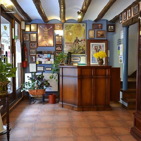 Hostal Santa Agueda Tarazona ภายนอก รูปภาพ