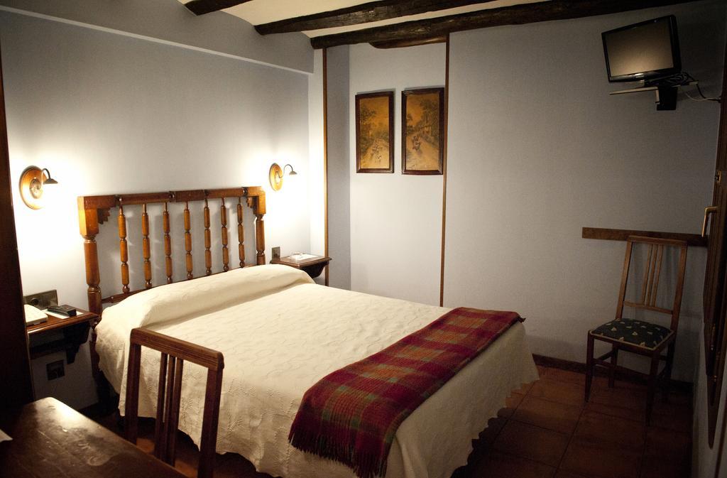 Hostal Santa Agueda Tarazona ห้อง รูปภาพ