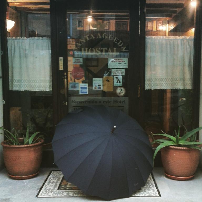 Hostal Santa Agueda Tarazona ภายนอก รูปภาพ